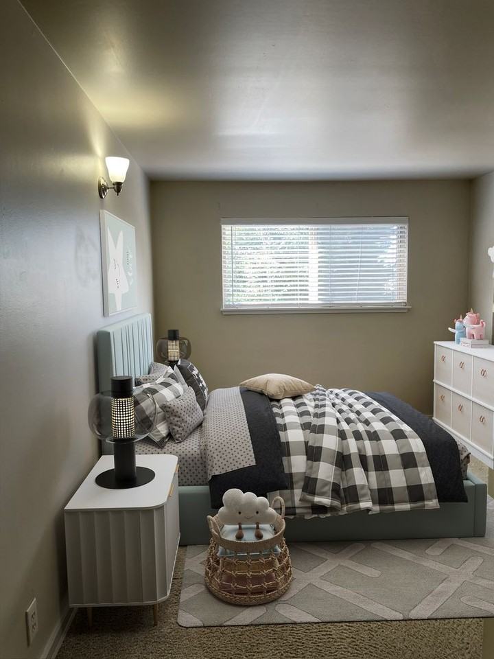 Midlakes - Photo 5 of 16