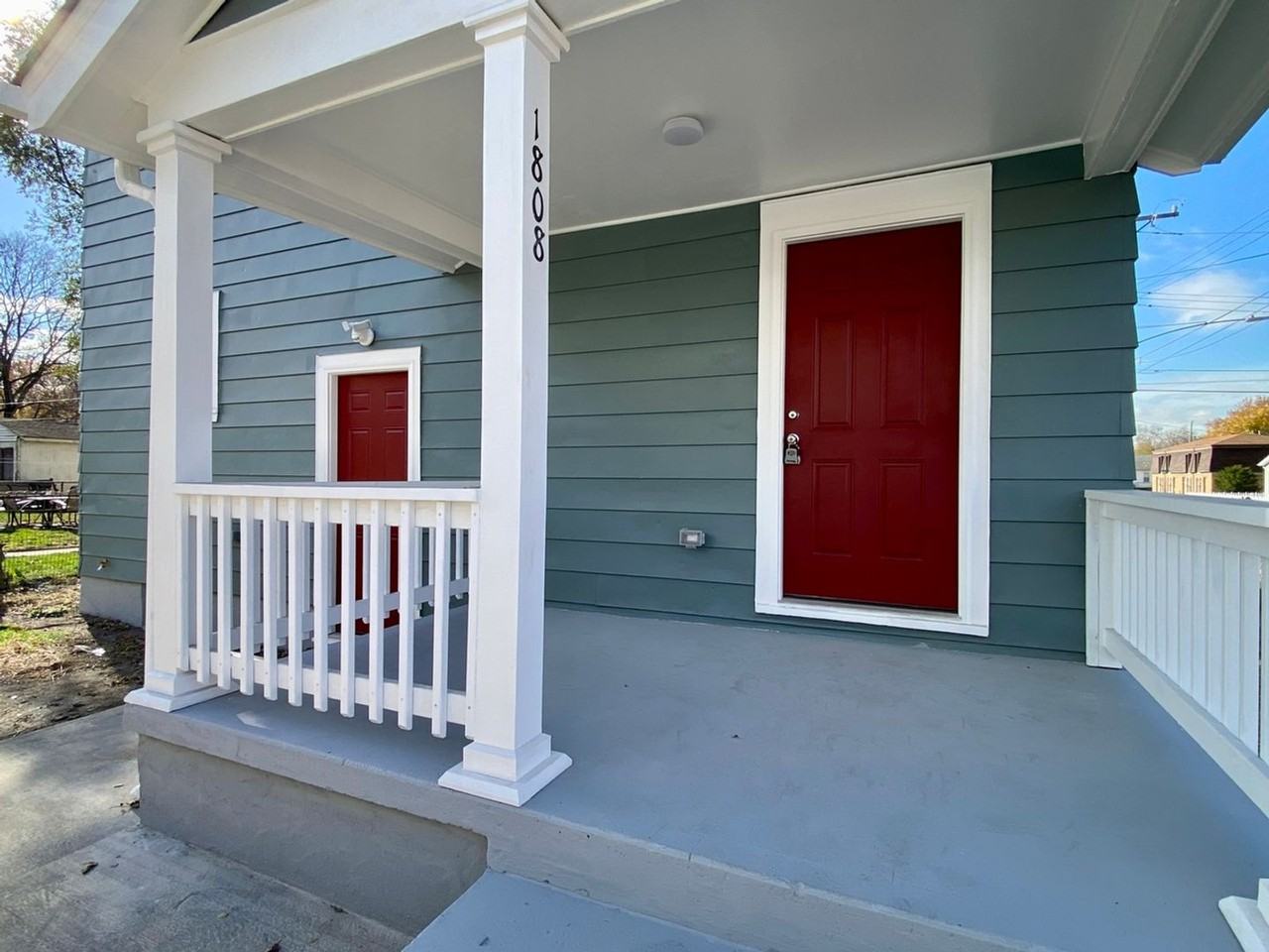 1808 Lawn Ave - Photo 3 of 20