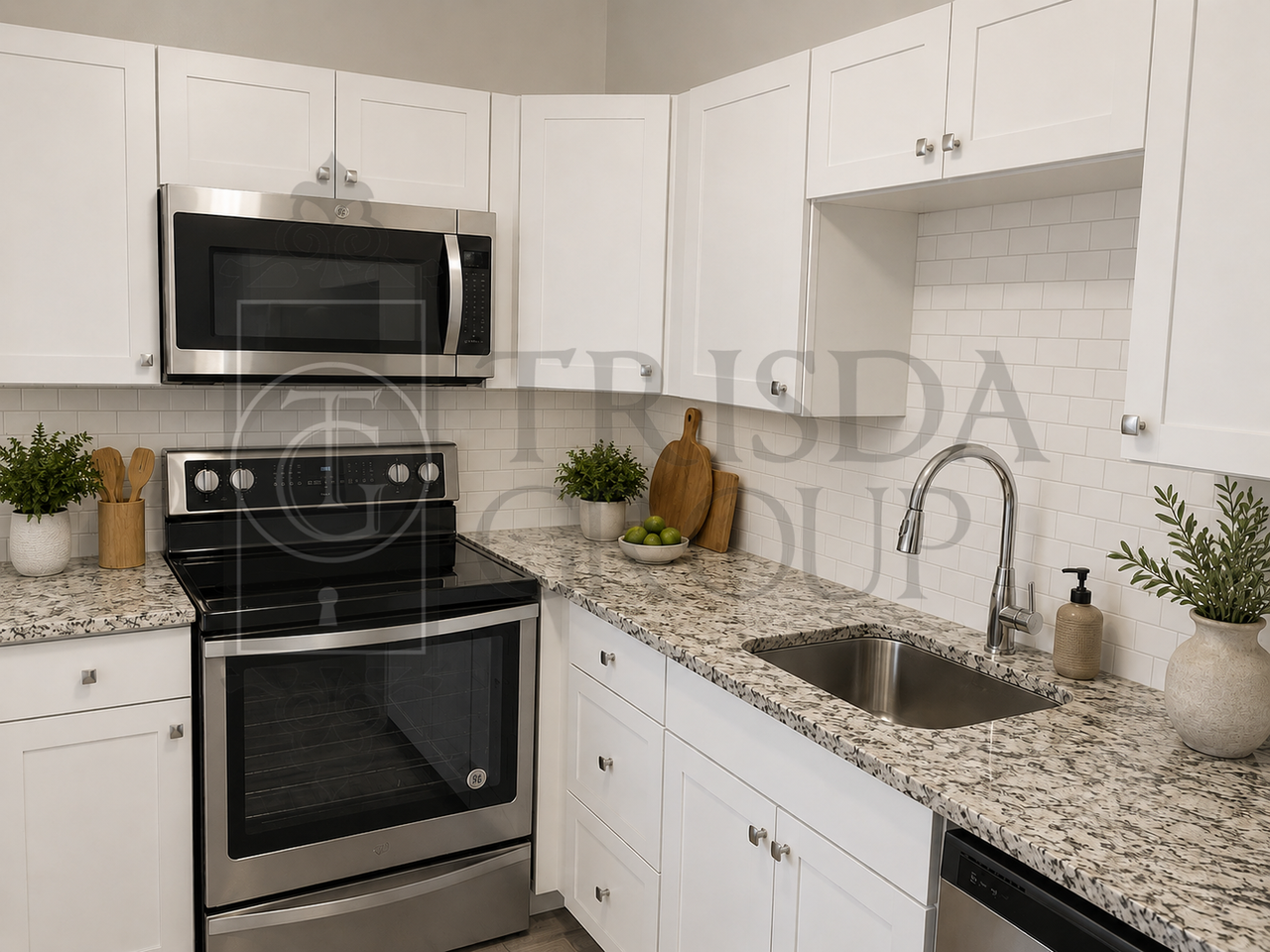 1335 - Photo 2 of 21
