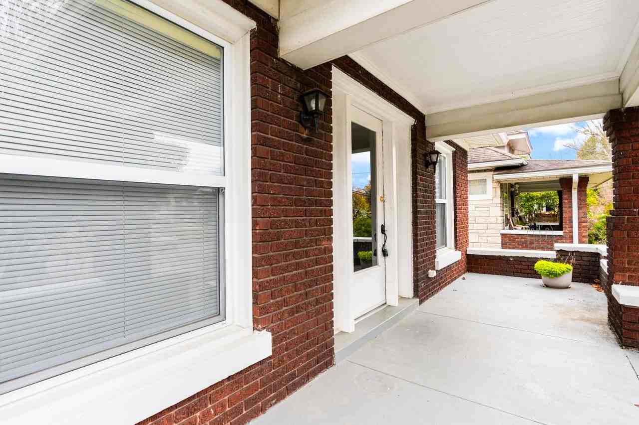 1309 Lydia St - Photo 5 of 34