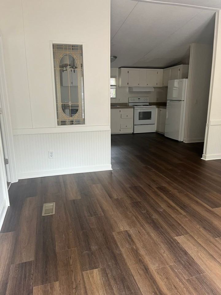 133 Summit Estates Ct - Photo 2 of 16