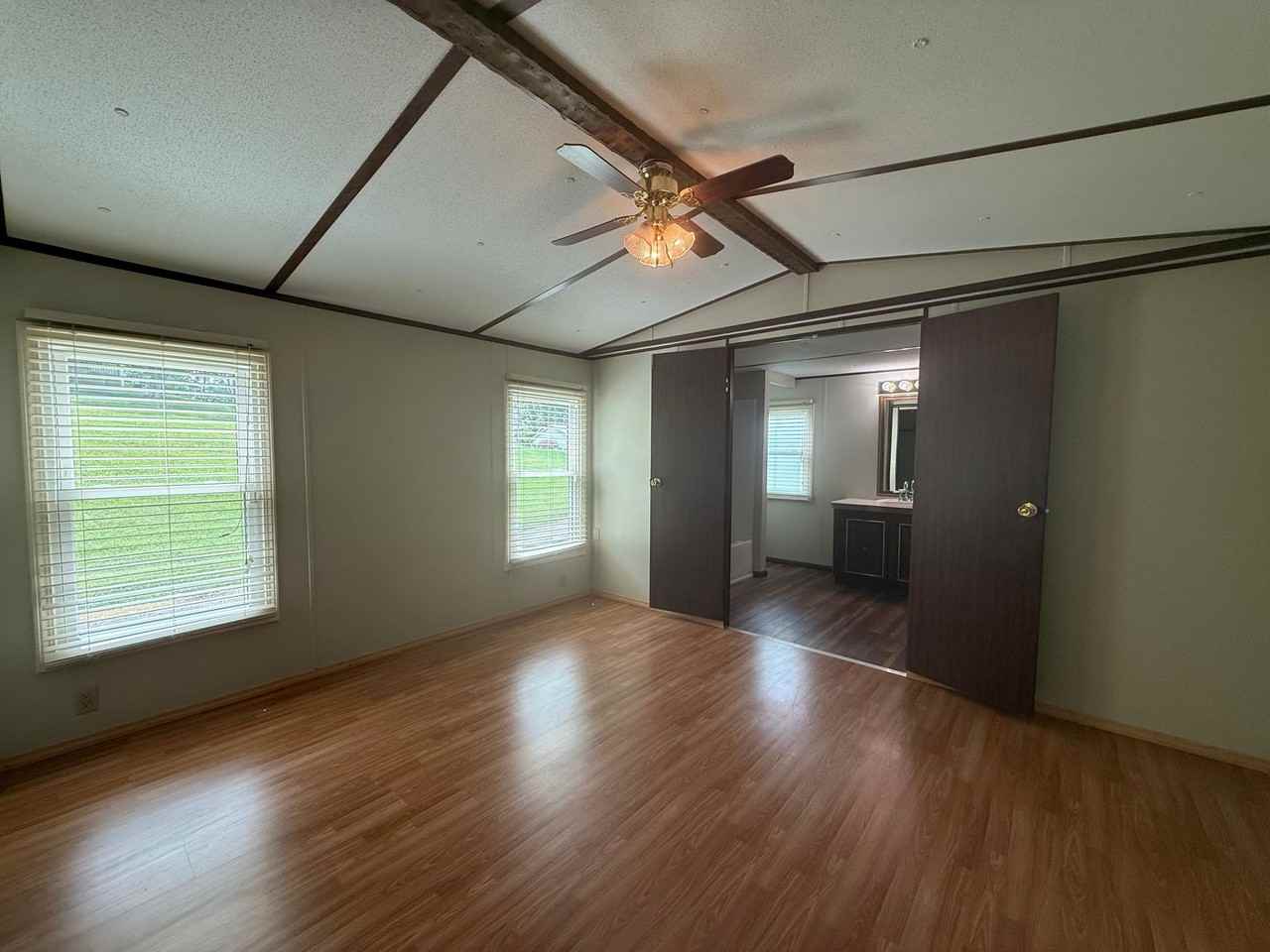 133 Patricia Ln - Photo 7 of 23