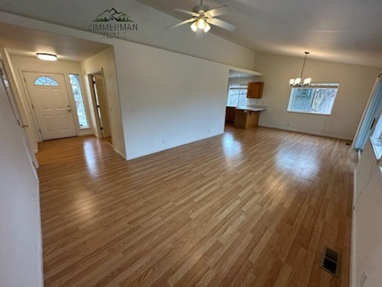 495 Emily Ln - Photo 4 of 24