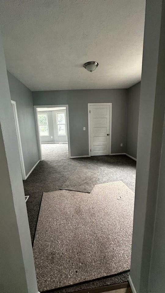 8113 Platt Ave - Photo 2 of 11