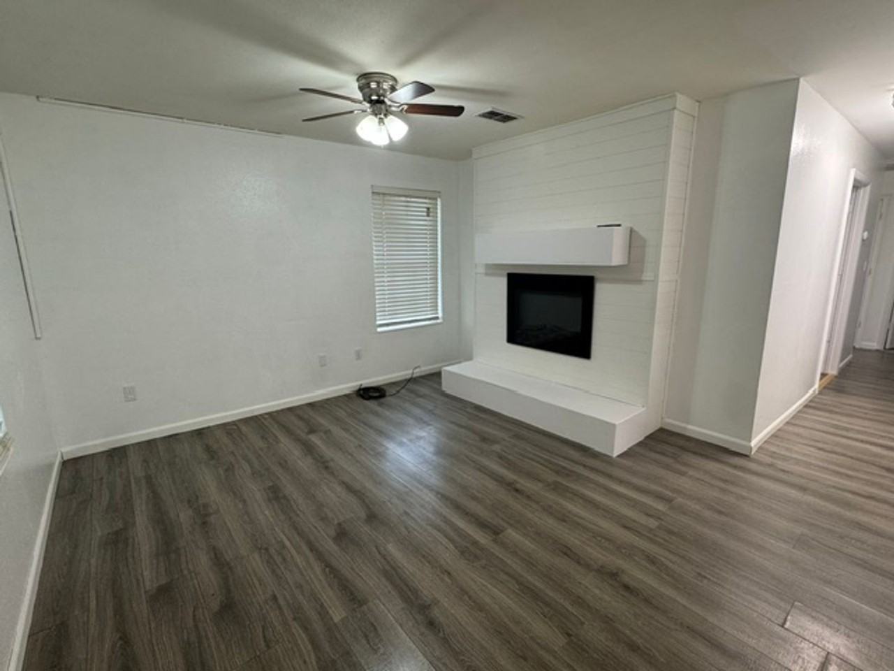 109 Garfield St - Photo 2 of 9
