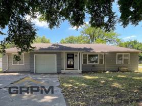 302 N Reno St - Photo 1 of 1