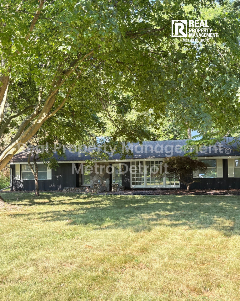 32505 Bell Vine Trl - Photo 2 of 25