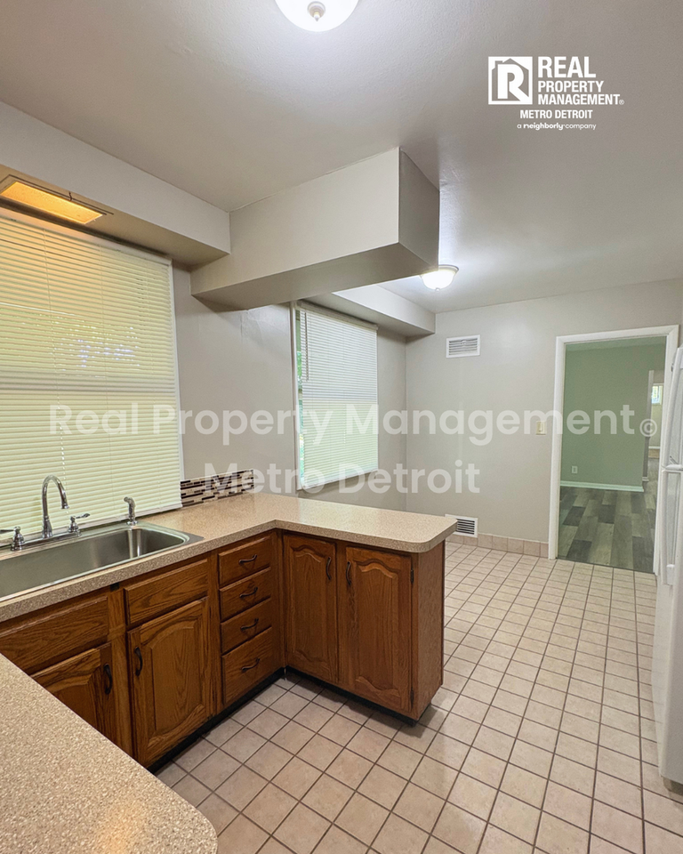 32505 Bell Vine Trl - Photo 7 of 25