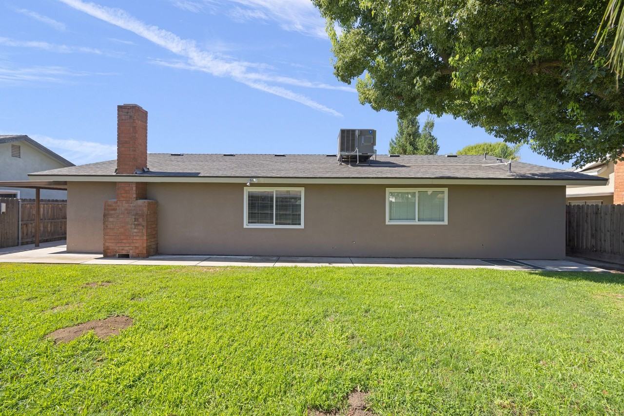 1684 E Walnut Ave - Photo 3 of 24