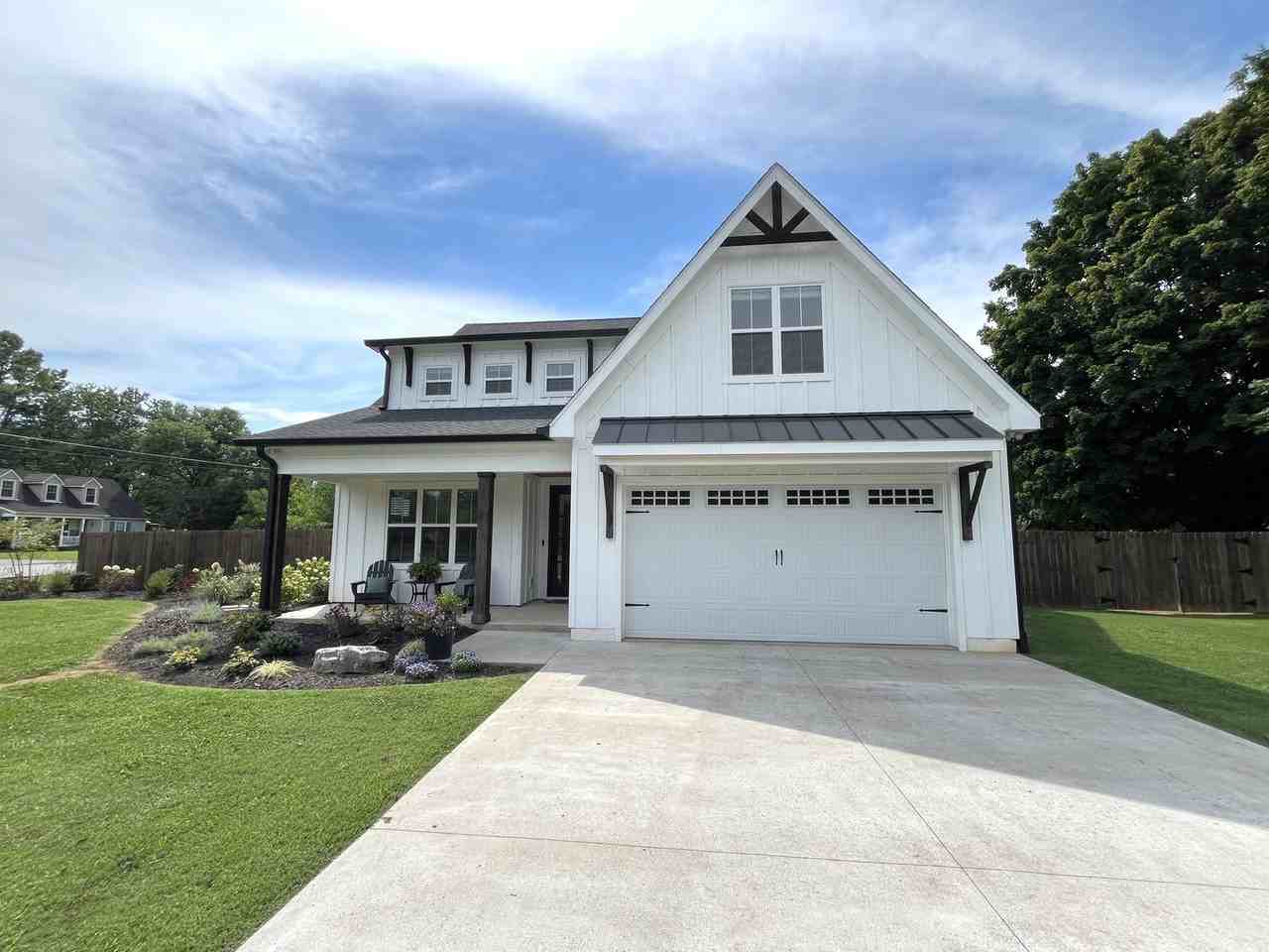 4140 Azalea Ct - Photo 2 of 26