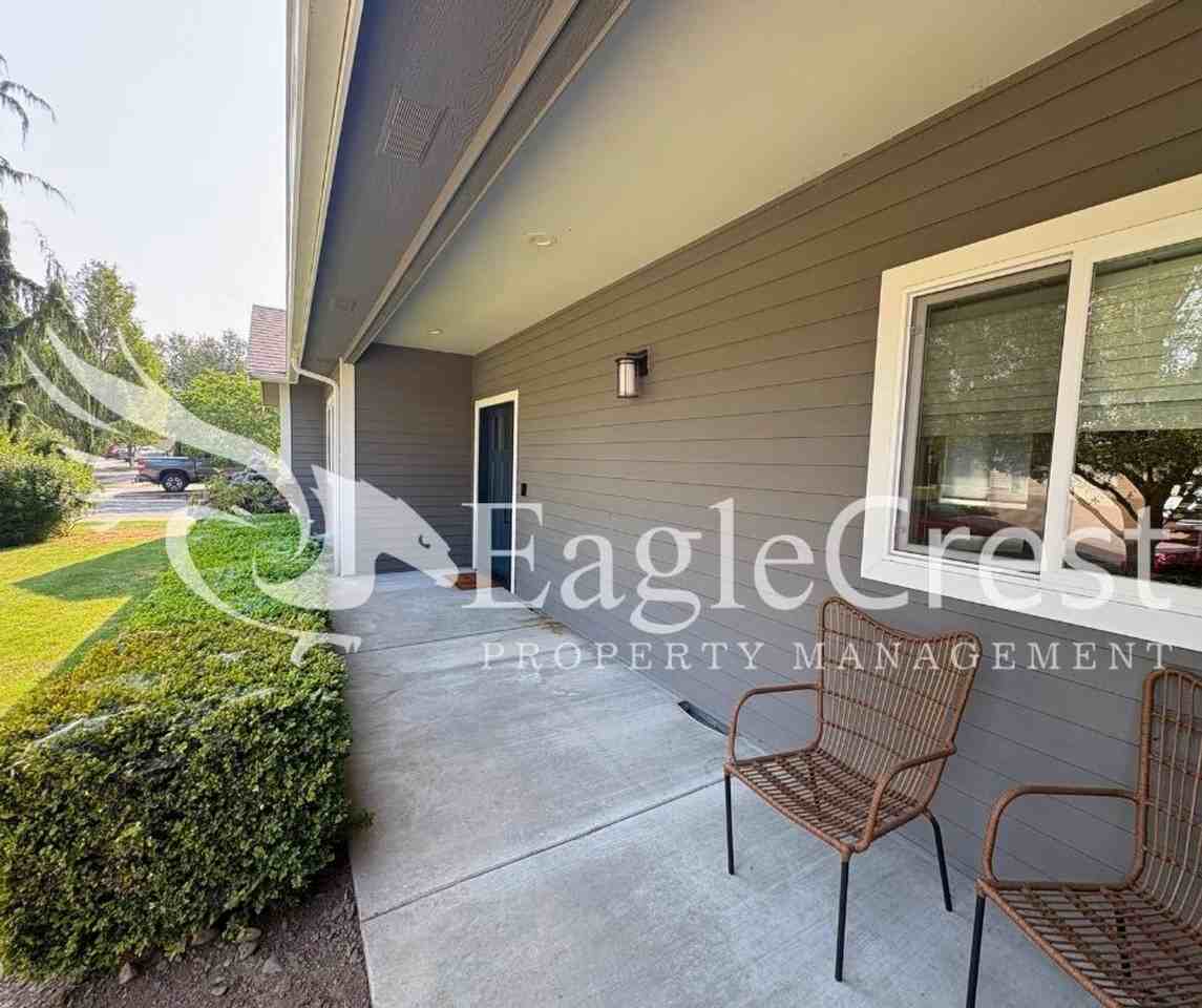 1855 Woodmere Loop - Photo 5 of 50