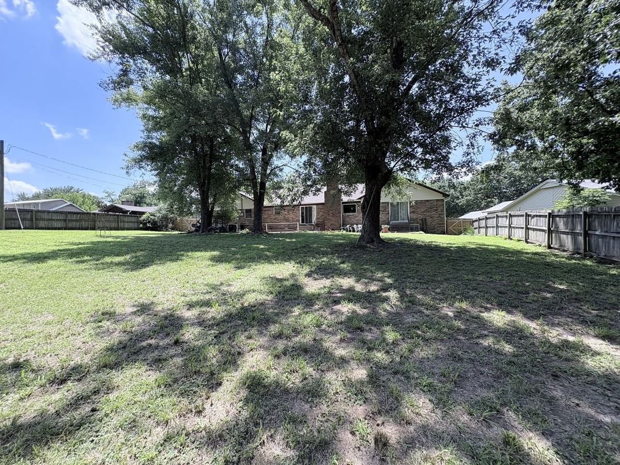 1365 W Twin Springs St - Photo 6 of 50