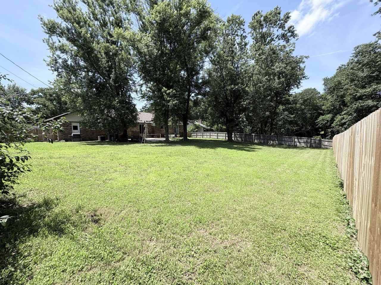 1365 W Twin Springs St - Photo 7 of 50