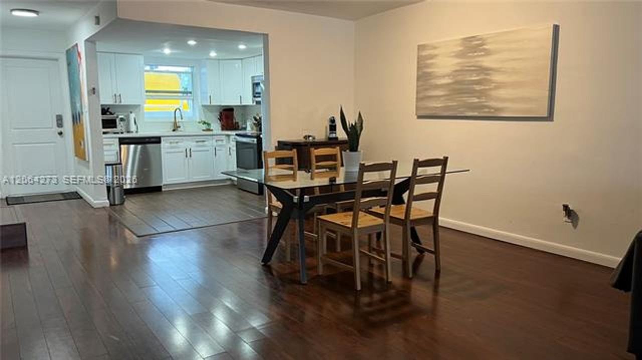 2061 2061 NE 123rd St th 2061 - Photo 4 of 9