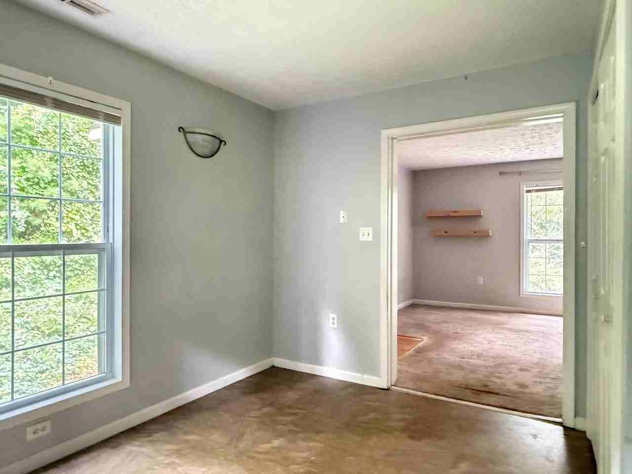 4 Greenbriar Rd #B - Photo 7 of 13