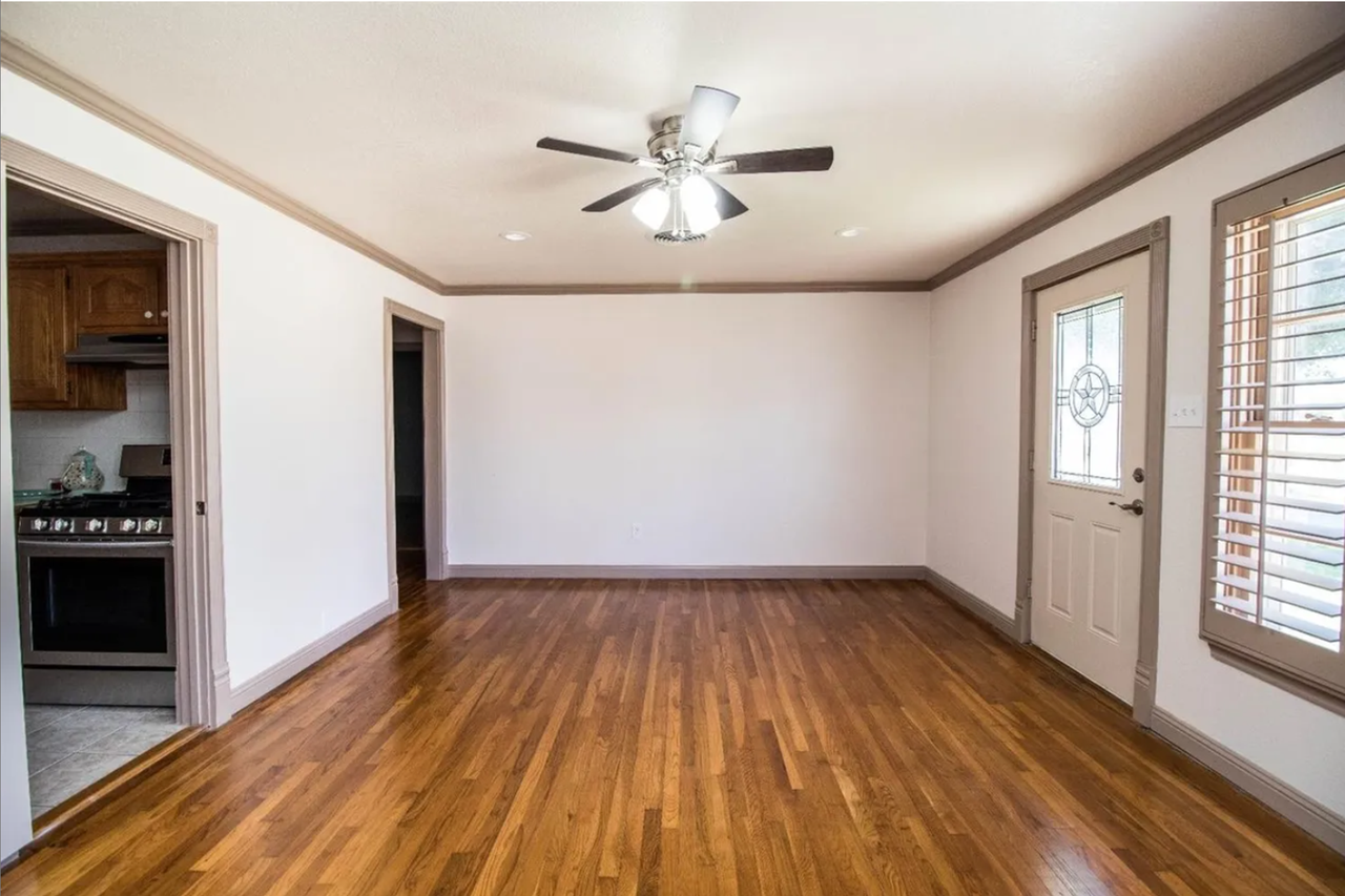 2822 3rd St - Photo 3 of 10
