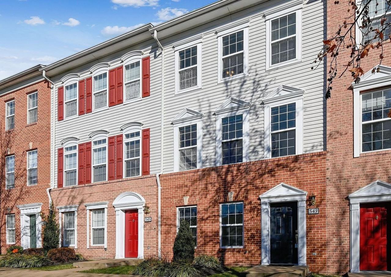 543 Ensemble Ct - Photo 2 of 50
