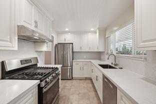 838 University Ave - Photo 1 of 1