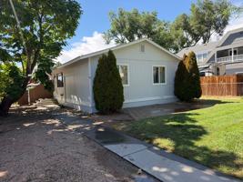 featured image of 165 N Cherry St