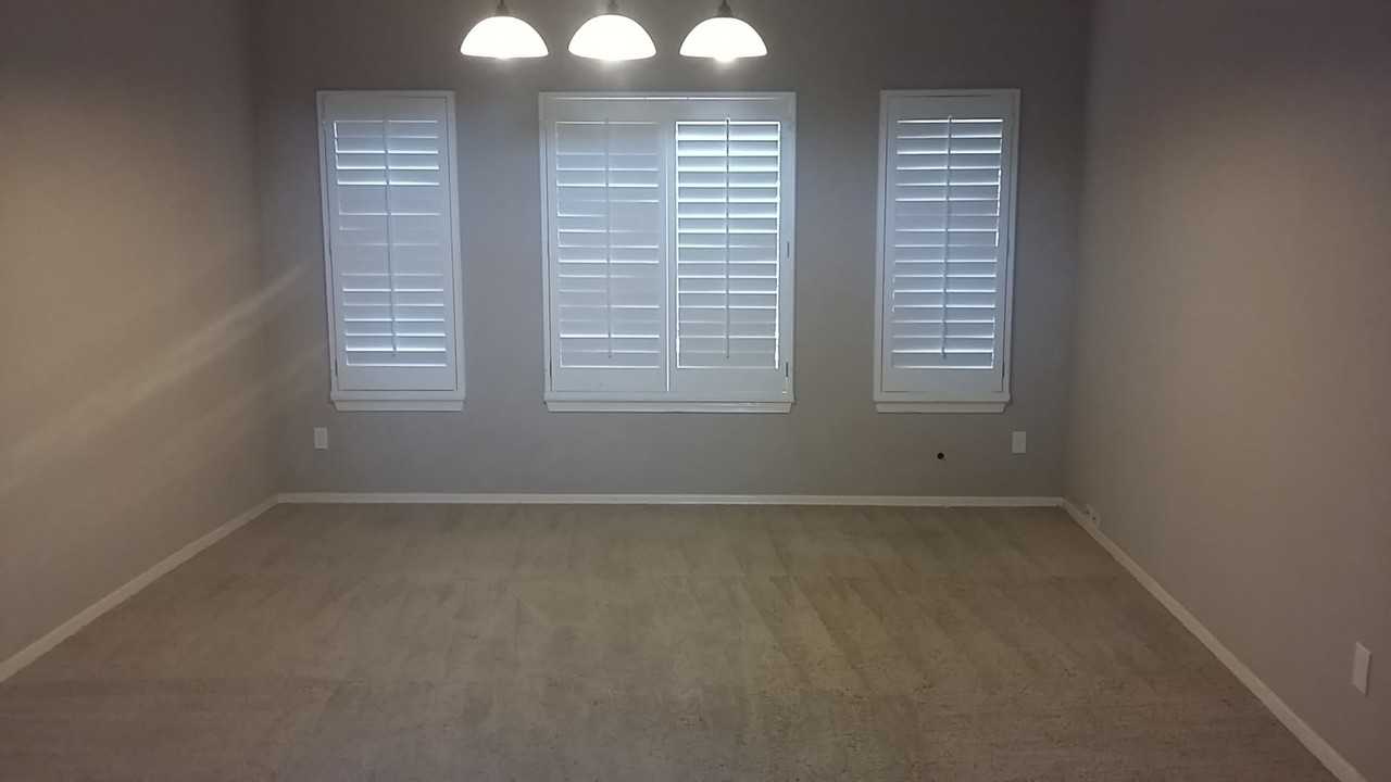 806 Elsa Ct - Photo 2 of 12