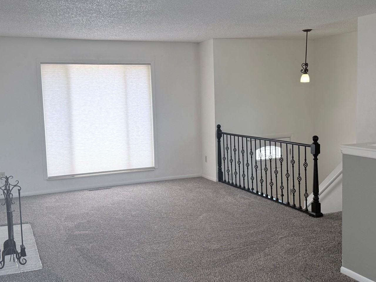 5710 Eldora Dr - Photo 7 of 25