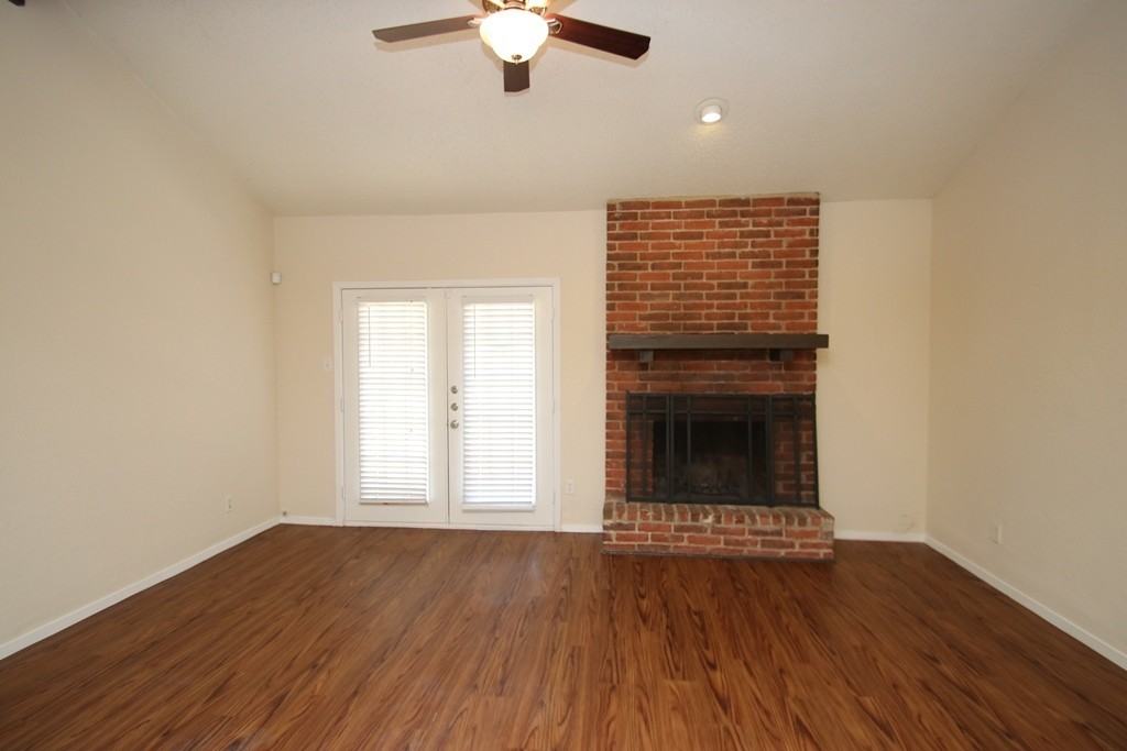 7017 Crosswood Dr - Photo 6 of 27
