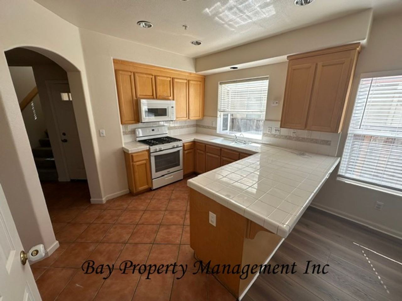 1124 Cobblestone St - Photo 5 of 13