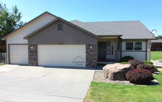 featured image of 4108 S Waverly Pl