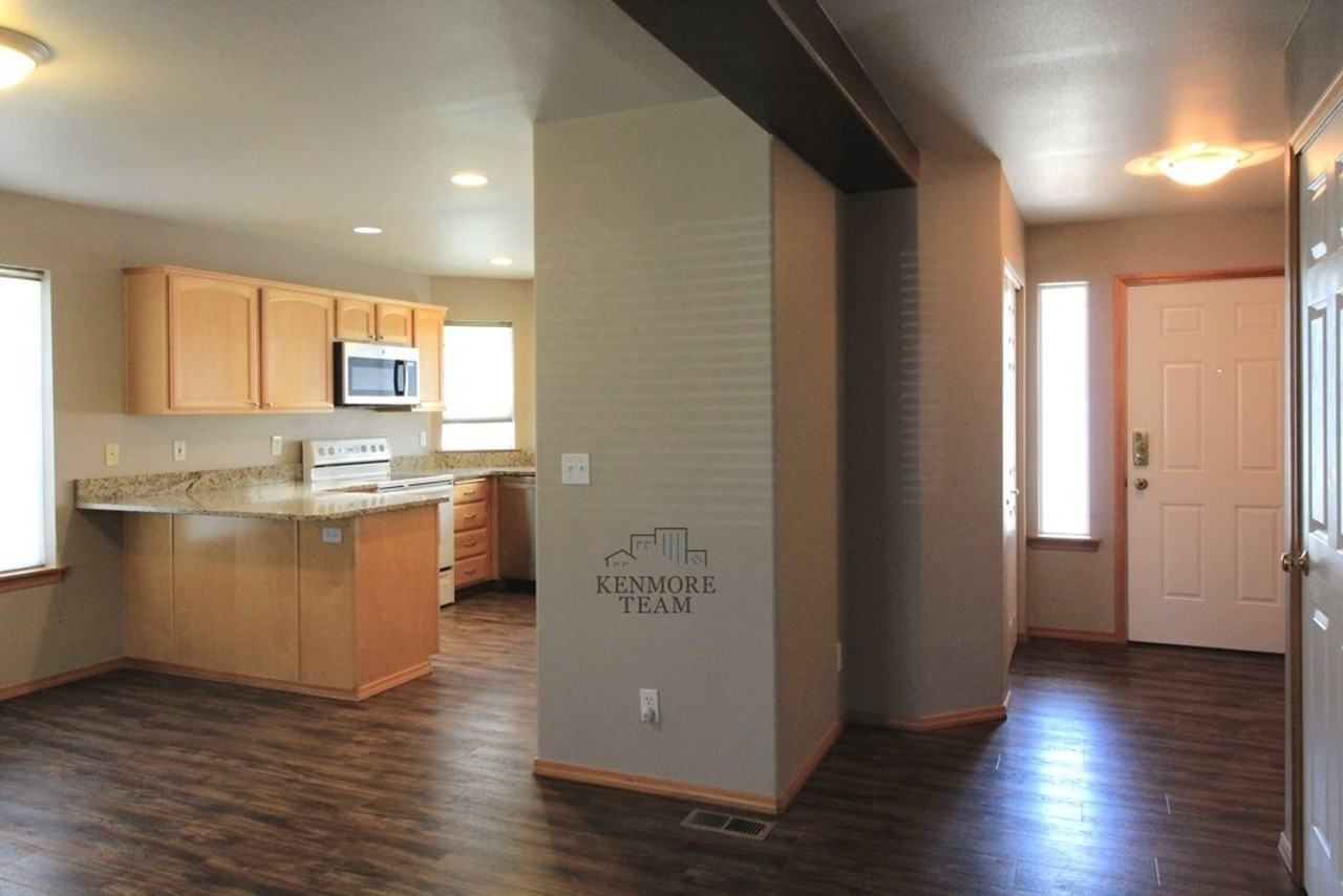 4108 S Waverly Pl - Photo 3 of 23