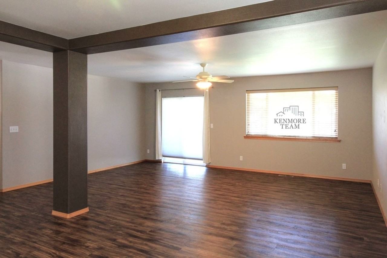 4108 S Waverly Pl - Photo 7 of 23