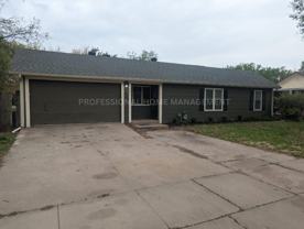 421 S Mccomas St - Photo 1 of 1