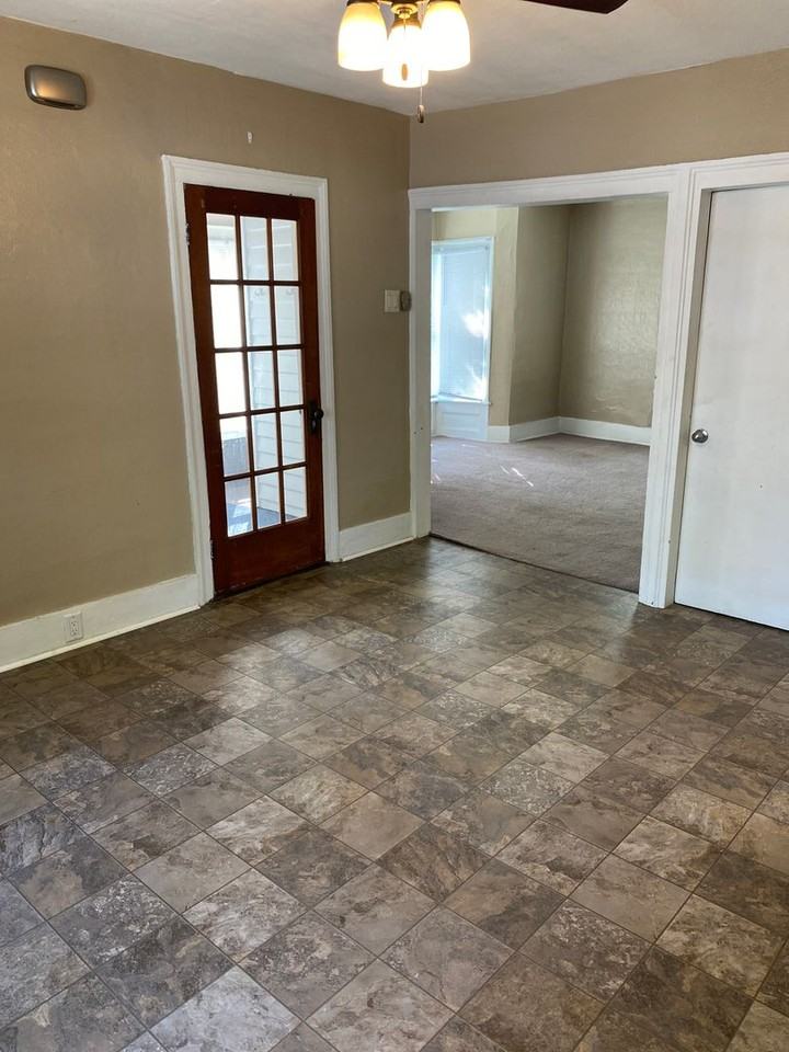 611 1st Ave Se - Photo 5 of 20
