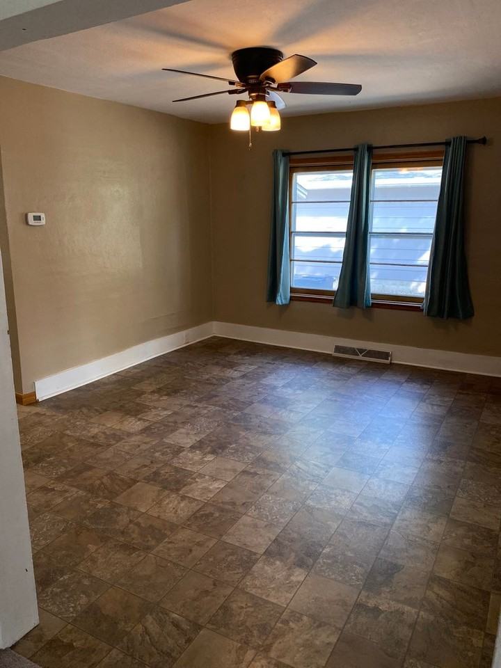 611 1st Ave Se - Photo 6 of 20