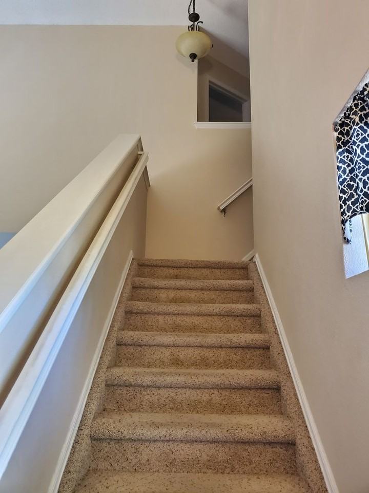 6035 Hombre Ct - Photo 5 of 11