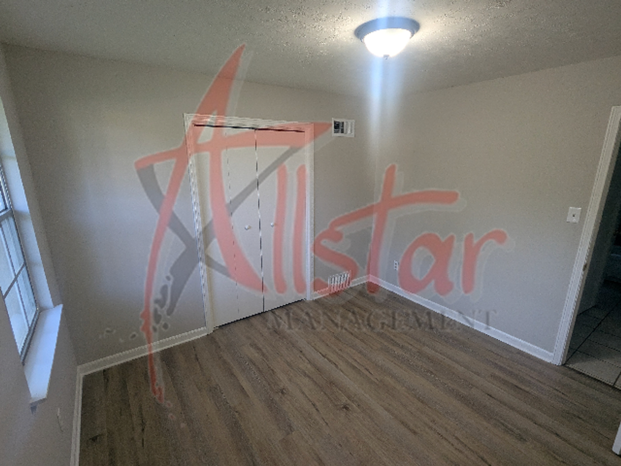 1945 Mississippi Valley Blvd - Photo 7 of 11