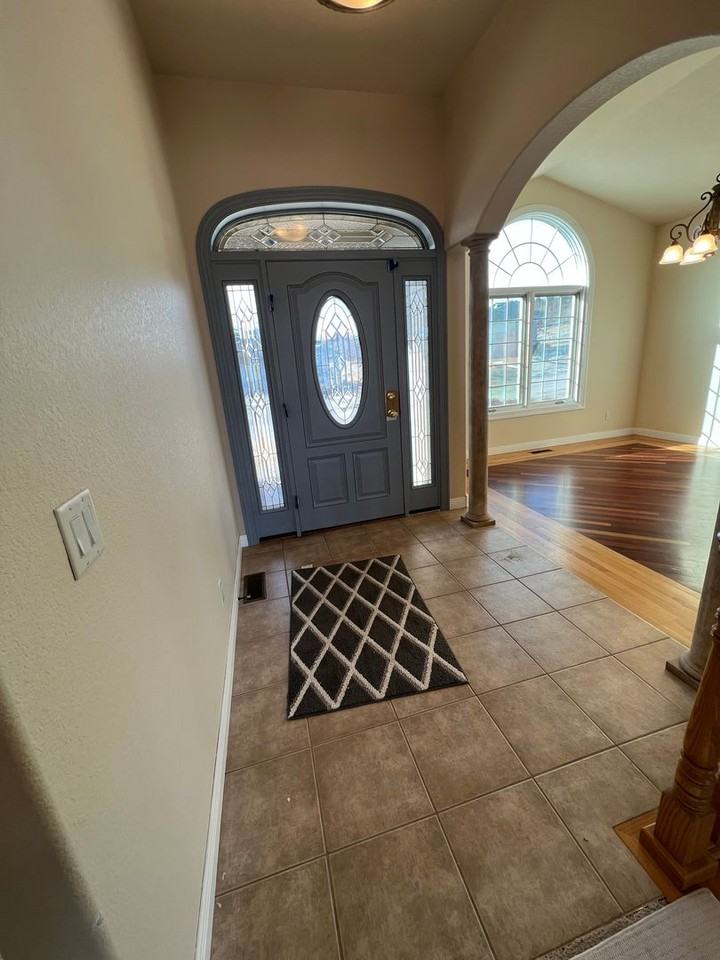 1124 Alta Vista Dr - Photo 6 of 42