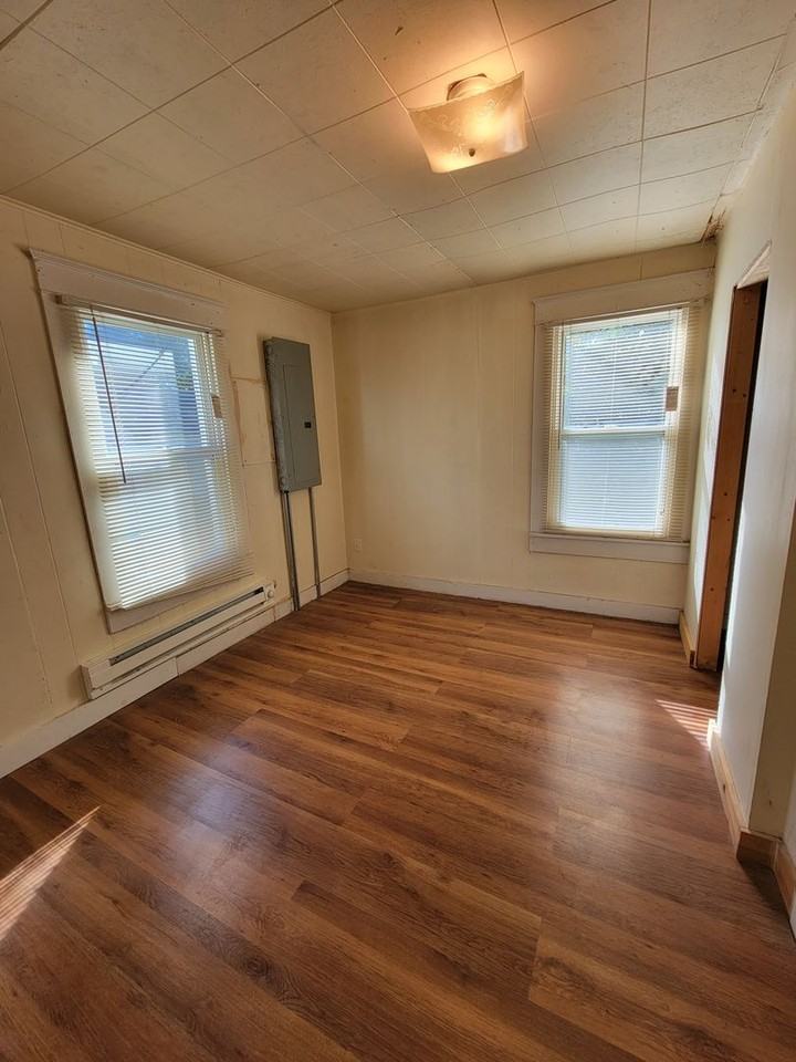 1011 W Elm Arc - Photo 4 of 13