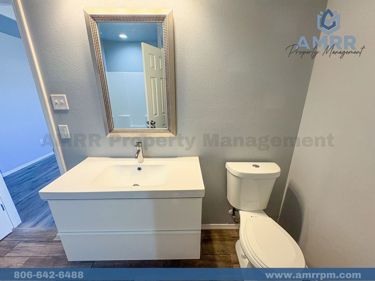 8430 11th St - Photo 4 of 21