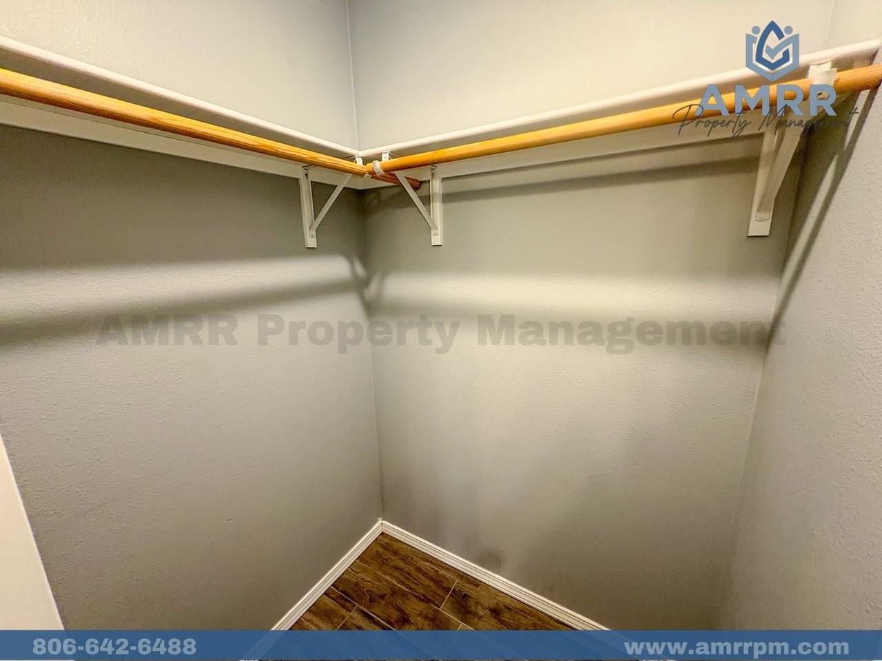 8430 11th St - Photo 5 of 21