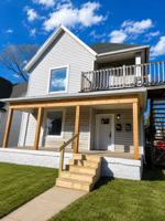 featured image of 924 924 - 924 1/2 W Wayne St