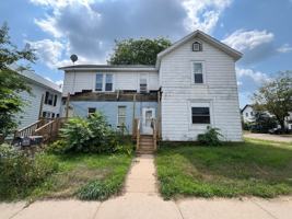 featured image of 520 N High St