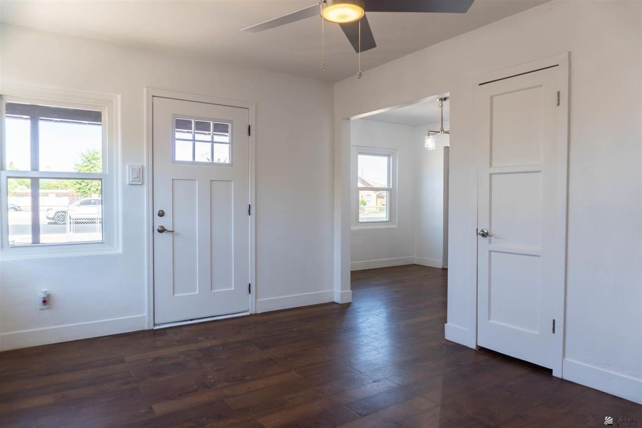 137 N Magnolia Ave - Photo 4 of 26