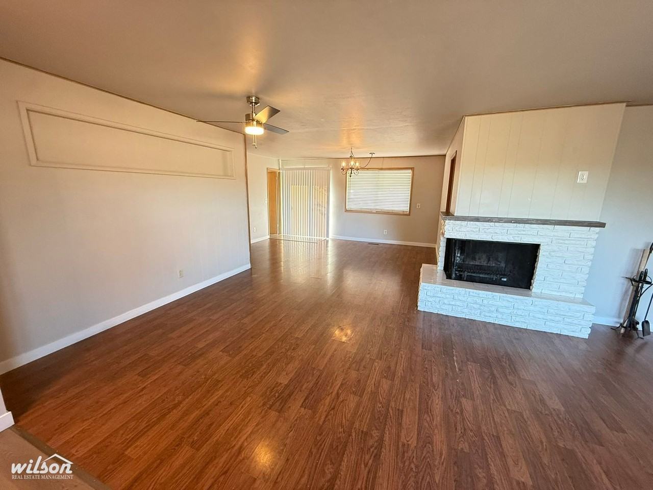 2701 1/2 W Lincoln Ave - Photo 4 of 19