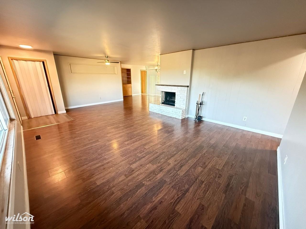 2701 1/2 W Lincoln Ave - Photo 5 of 19