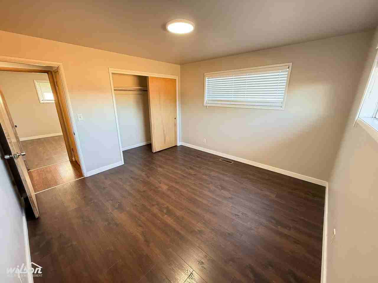 2701 1/2 W Lincoln Ave - Photo 7 of 17