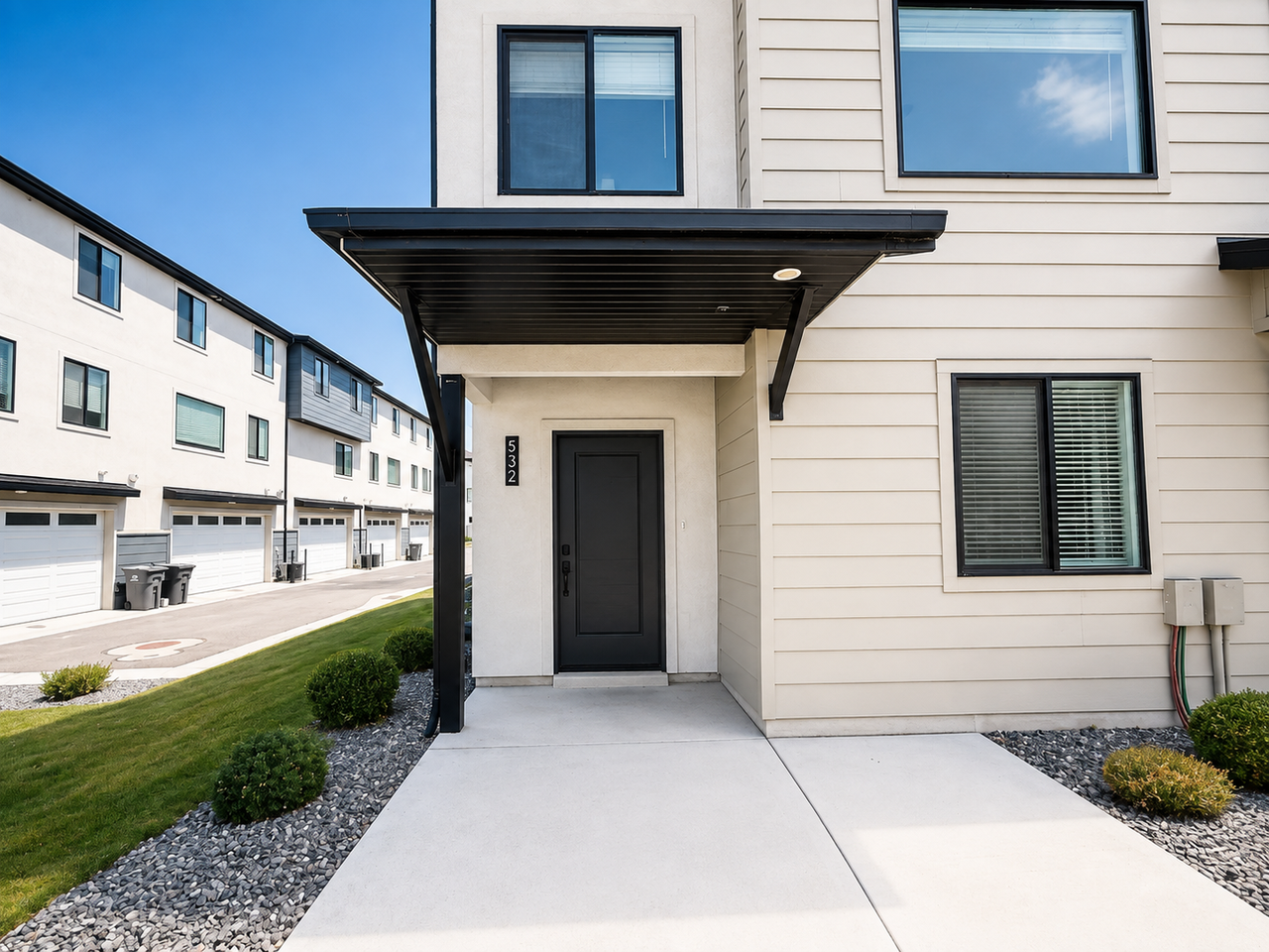 532 S 1080 W - Photo 2 of 22