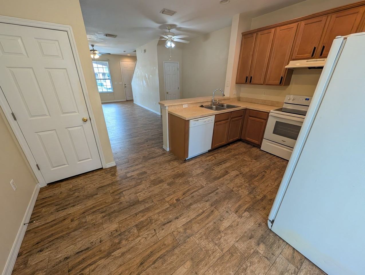 6581 Black Mangrove Dr - Photo 3 of 11