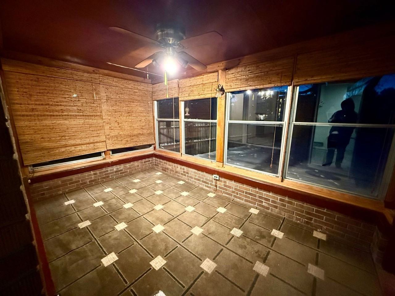 1316 Prospect Ave - Photo 3 of 32