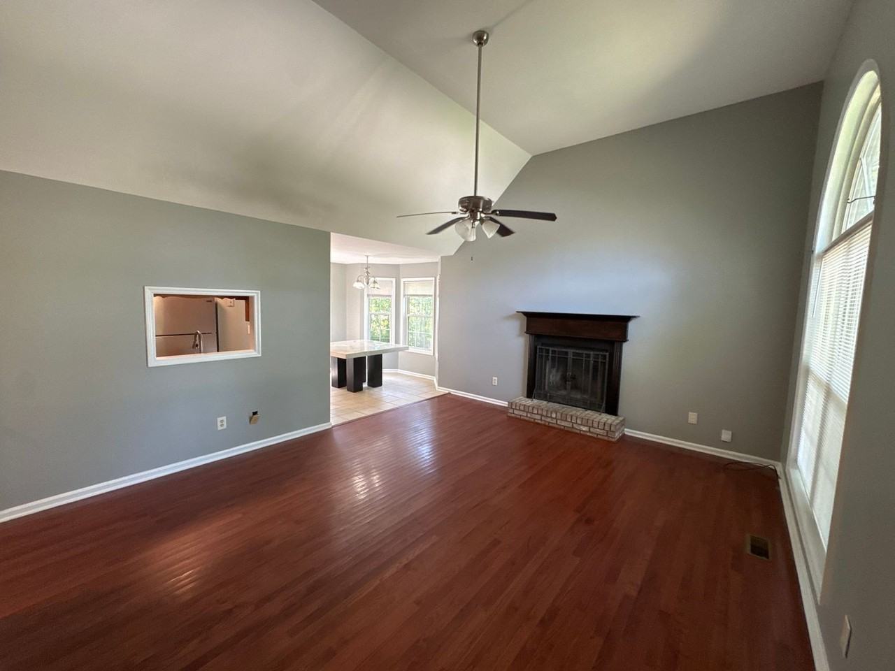 3017 Frontier Ln - Photo 2 of 17