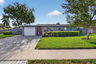 1240 Sw 3rd Ter - Photo 1 of 1